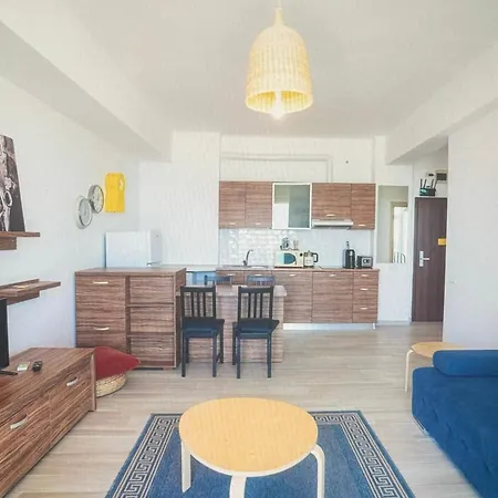 The Pearl By The Sea *